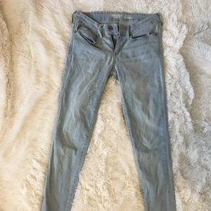 Denizen from Levi’s low-rise jegging size 5, W27